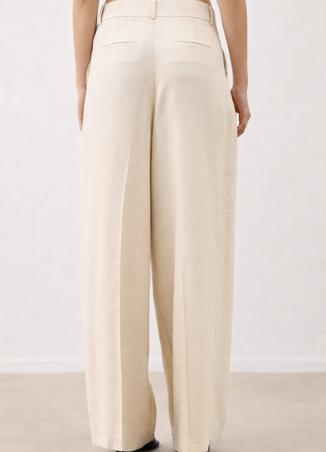 Bej Renk Lyocell Karışımlı Pileli Palazzo Pantolon - 4
