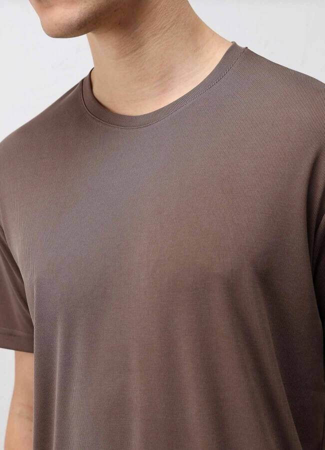 Kahve Renk Viskoz Karışımlı Tişört - 2